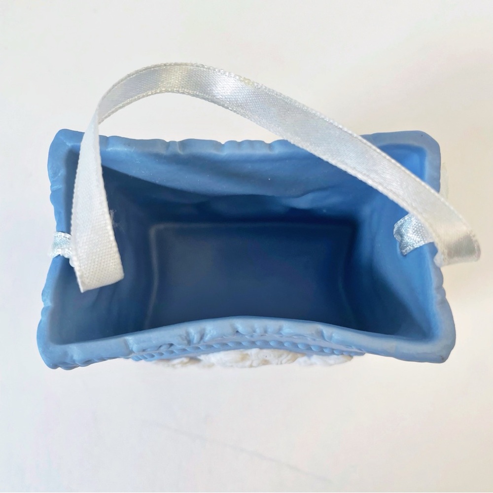 Blue Jasperware White Cameo Vase with Ribbon Handle Ornate Victorian Decor - Picture 3 of 8